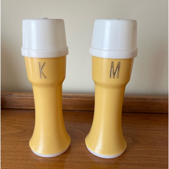 Vintage Crownware Ketchup and Mustard Dispenser - Picture 5 of 7